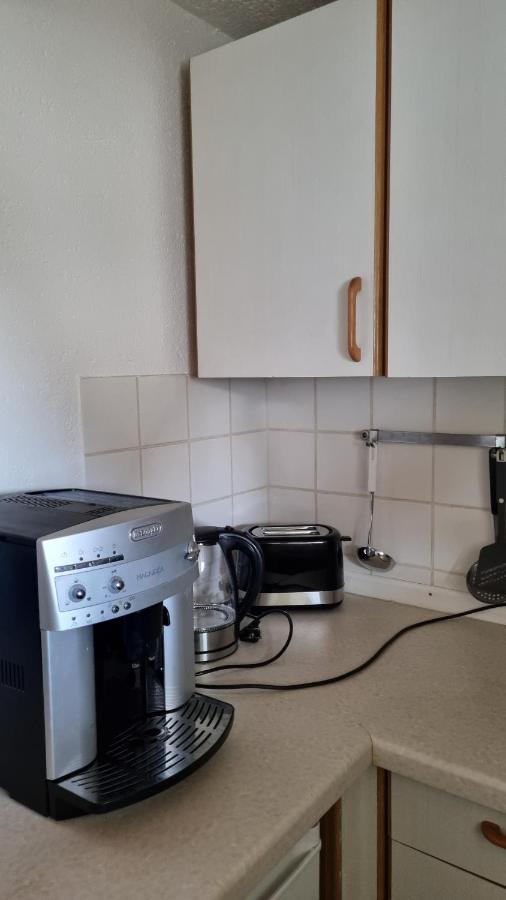 Schoene 2-Zimmer Ferienwohnung Лёффинген Экстерьер фото